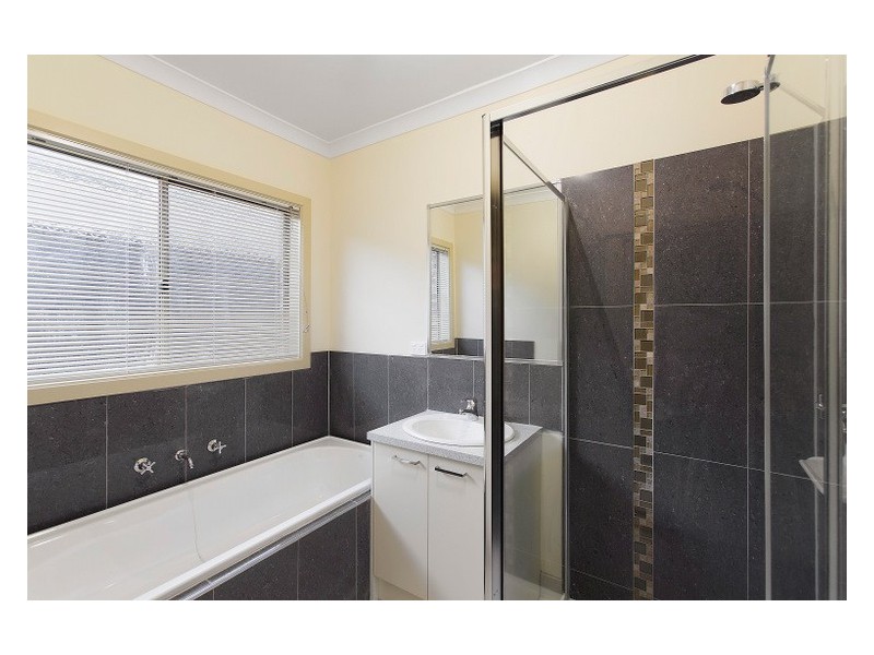 34 Sabel Drive, Cranbourne North VIC 3977