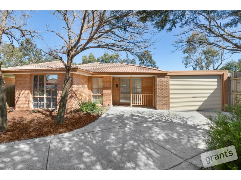14 Insignia Crescent, Berwick VIC 3806