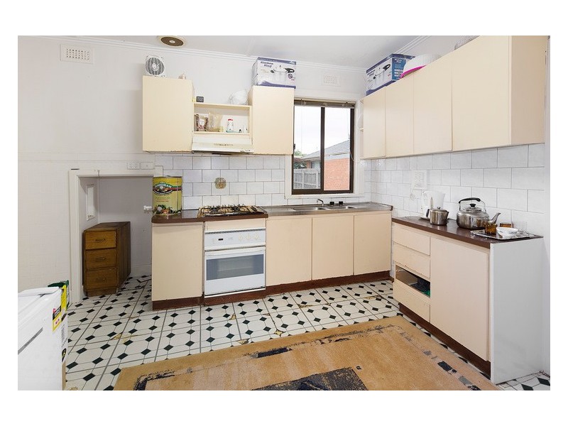 13 Purdy Ave, Dandenong VIC 3175