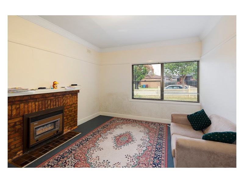 13 Purdy Ave, Dandenong VIC 3175