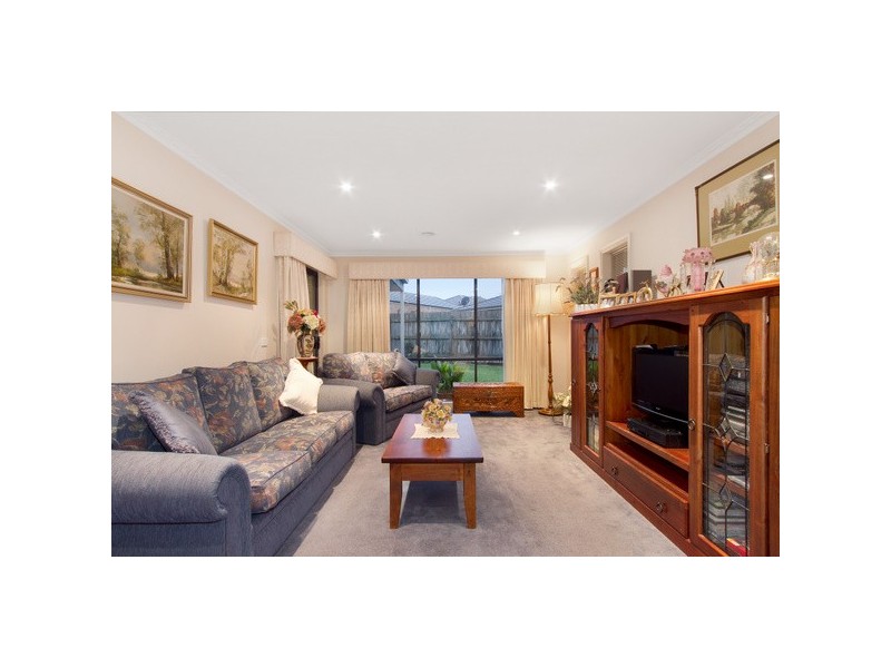 4 Kurnwill Place, Berwick VIC 3806