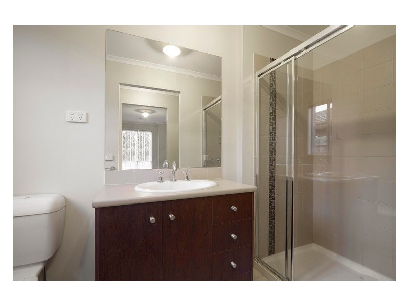 25 Melzak Way, Berwick VIC 3806