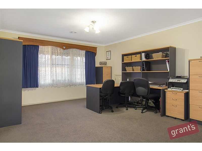 12 Diamond Court, Narre Warren North VIC 3804