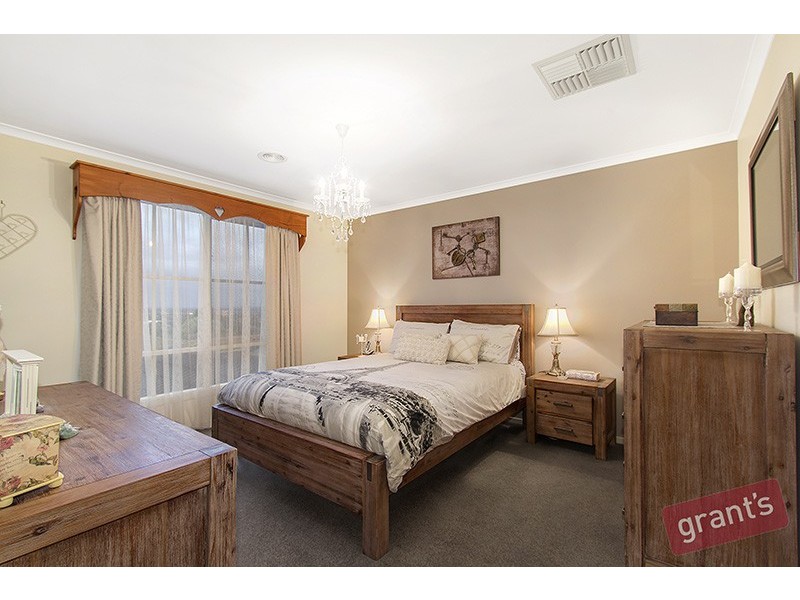 12 Diamond Court, Narre Warren North VIC 3804