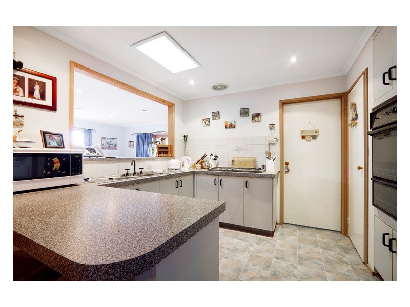 7 Emily Close, Pakenham VIC 3810