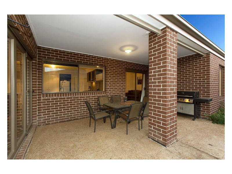 118 Alisma Blvd, Cranbourne North VIC 3977