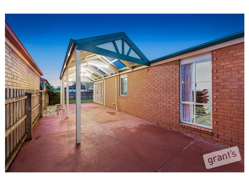 3 Demint Walk, Narre Warren South VIC 3805