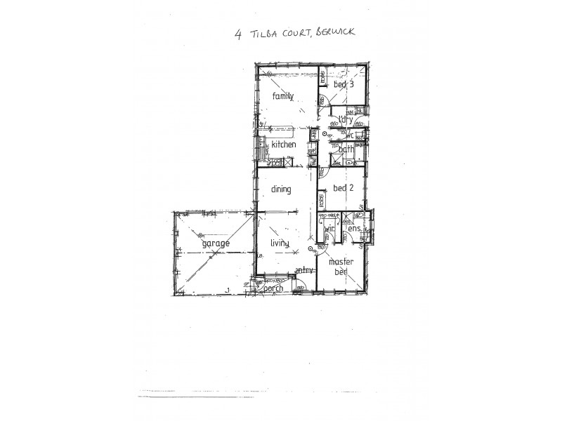 4 Tilba Court, Berwick VIC 3806 Floorplan