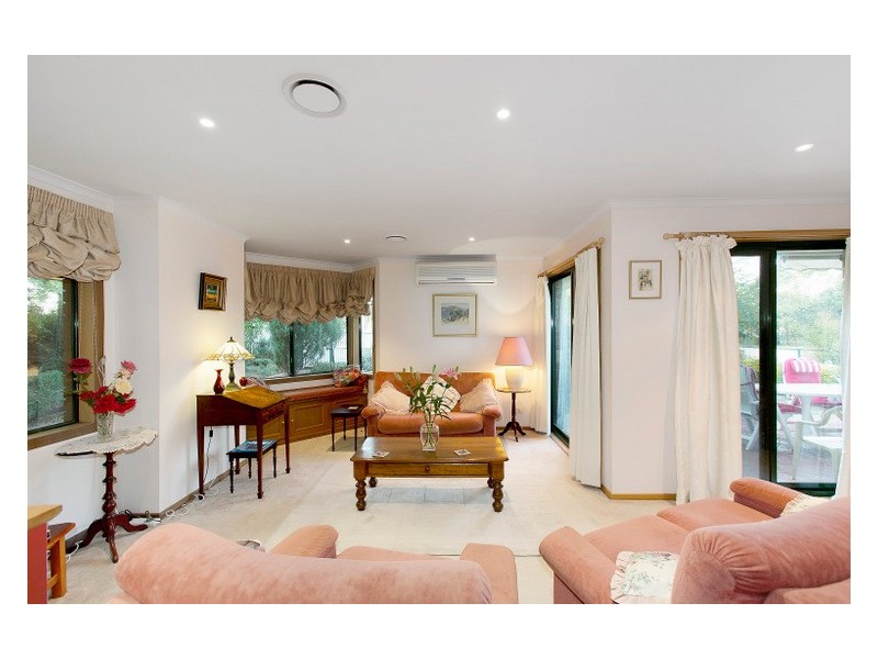 82 Inglis Road, Berwick VIC 3806