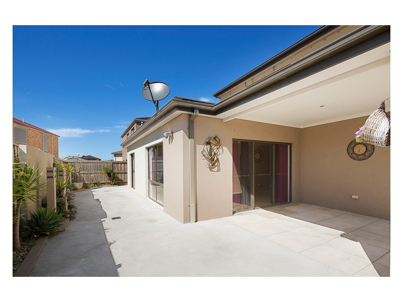 70 Ridgemont Drive, Berwick VIC 3806