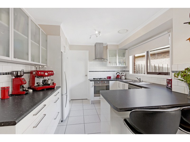 28 Barondi Avenue, Narre Warren VIC 3805