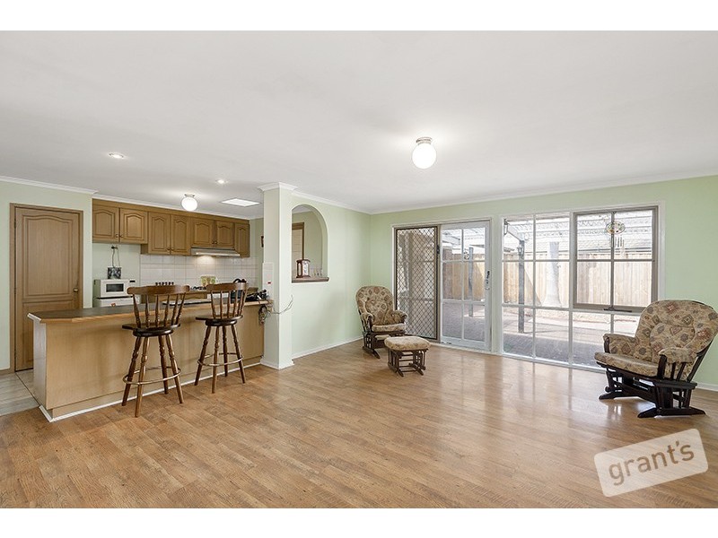 30 Willslie Crescent, Berwick VIC 3806