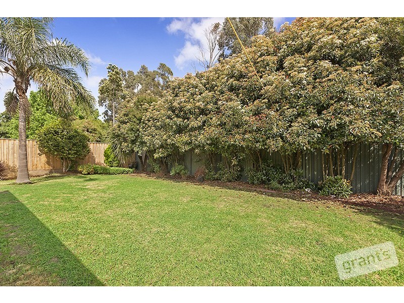 30 Willslie Crescent, Berwick VIC 3806