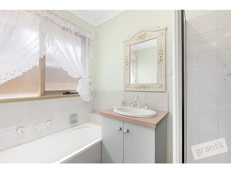 30 Willslie Crescent, Berwick VIC 3806