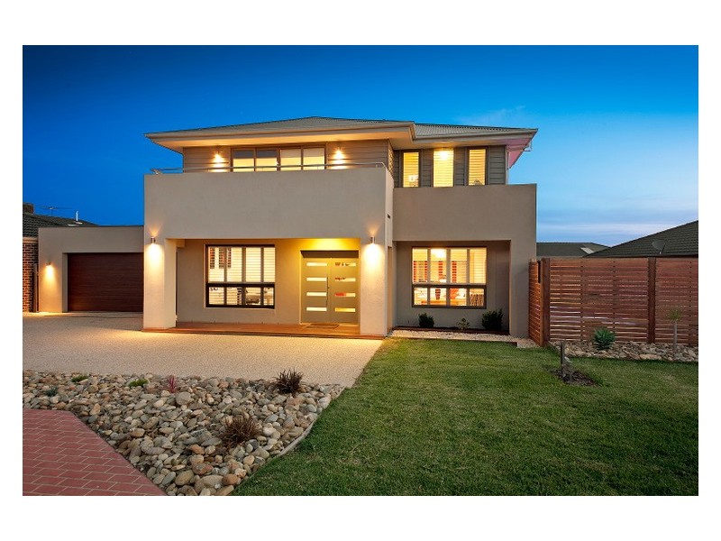 12 Bermerale Court, Berwick VIC 3806