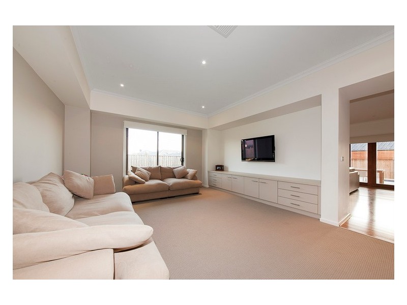 12 Bermerale Court, Berwick VIC 3806