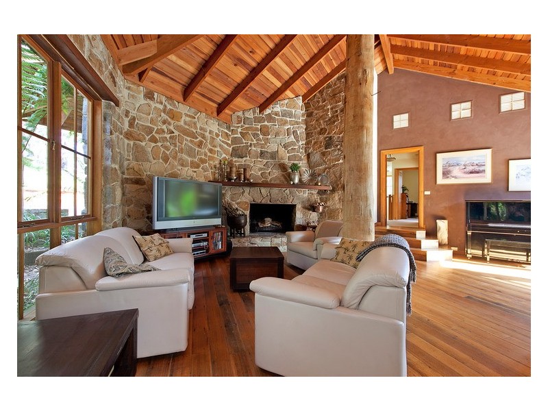 2B McBride Road, Beaconsfield Upper VIC 3808