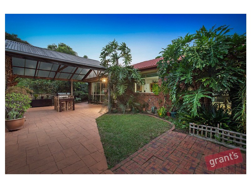 4 Albrecht Avenue, Berwick VIC 3806