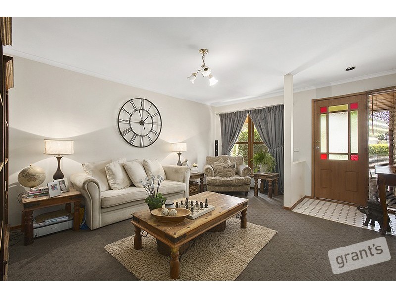 33 Leonard Avenue, Berwick VIC 3806