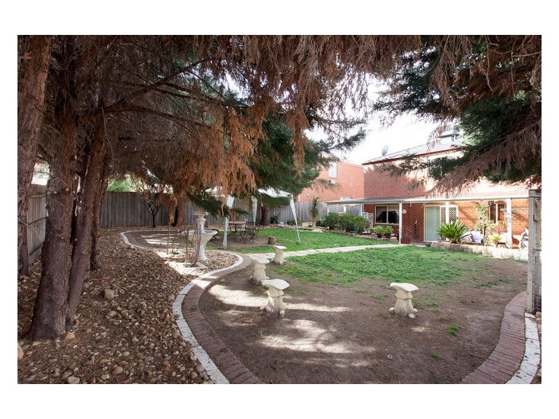 28 Allardice Parade, Berwick VIC 3806