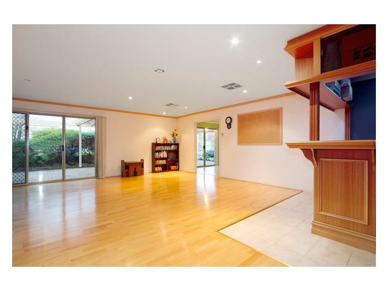 76 Bellevue Drive, Berwick VIC 3806