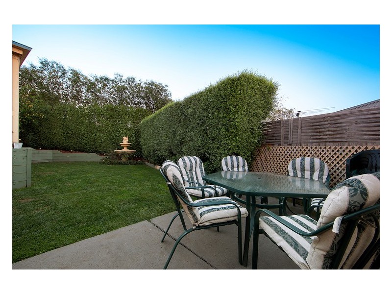 8 Kelly Mews, Berwick VIC 3806