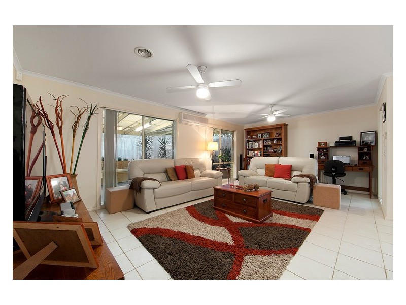 8 Kelly Mews, Berwick VIC 3806