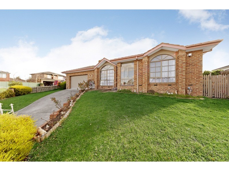 1 Raphael Street, Hallam VIC 3803