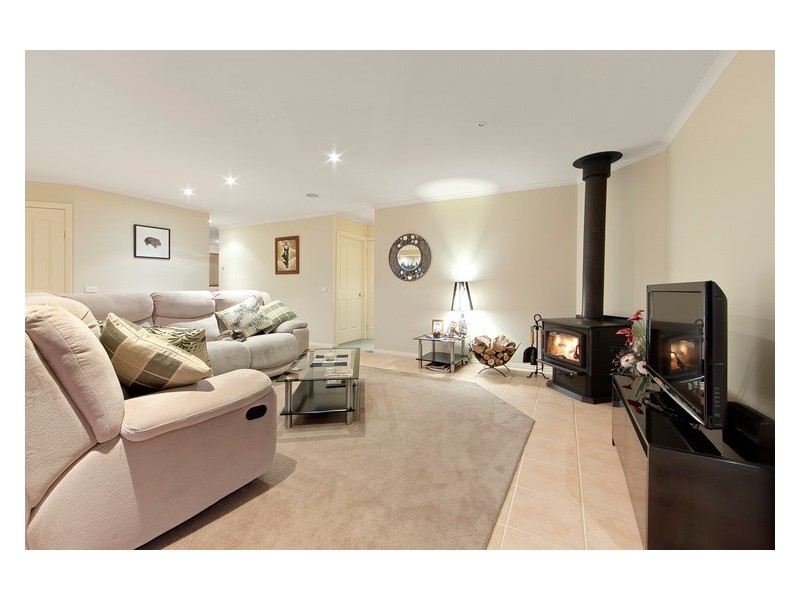 12 Abercrombie Street, Berwick VIC 3806