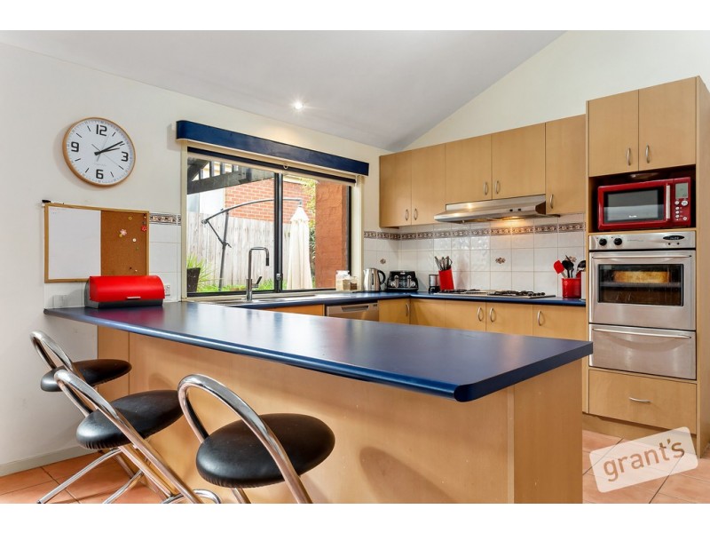 36 Allardice Parade, Berwick VIC 3806