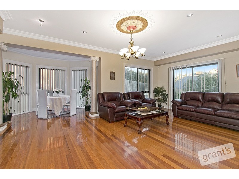 60 Whistler Drive, Berwick VIC 3806