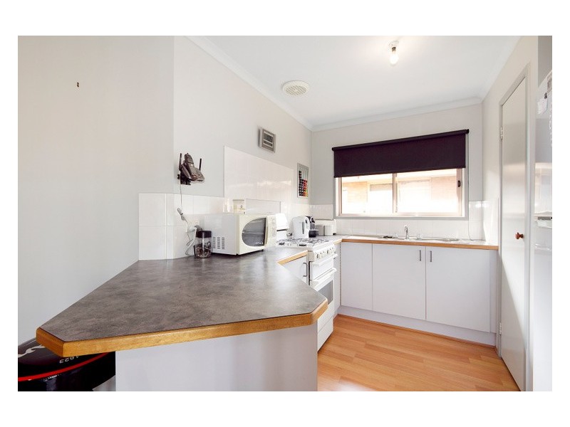 18 Insignia Crescent, Berwick VIC 3806