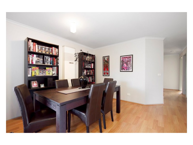 18 Insignia Crescent, Berwick VIC 3806