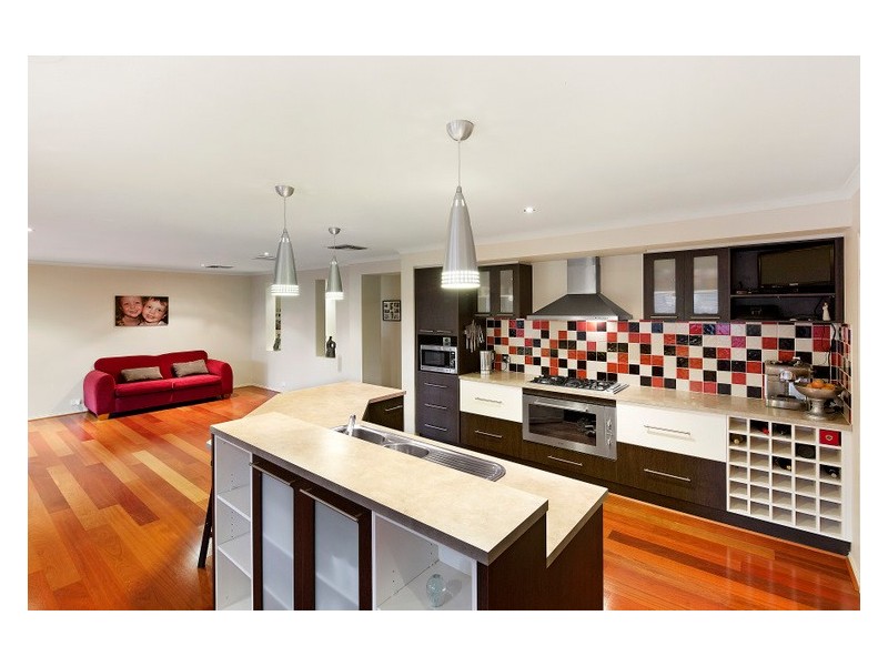 2 Pinecrest Court, Berwick VIC 3806