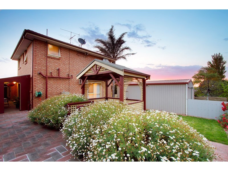 22 Lodge Crescent, Berwick VIC 3806