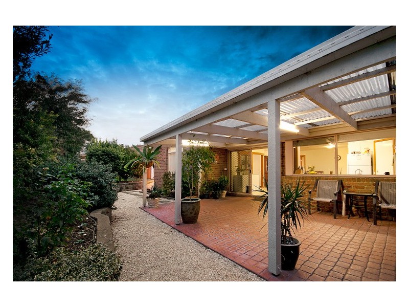 19 Dewsbury Court, Narre Warren South VIC 3805