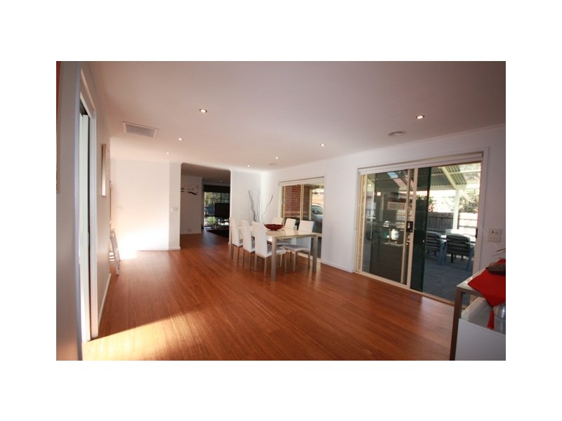 6 Warrawong Drive, Berwick VIC 3806