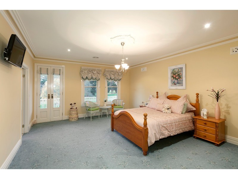 3 Brookfield Court, Berwick VIC 3806