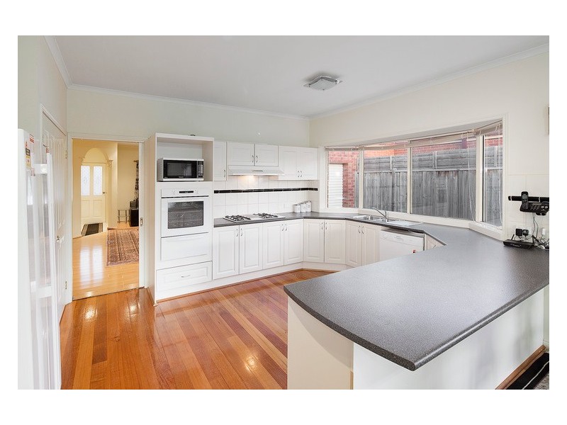 2 Gellibrand Court, Berwick VIC 3806