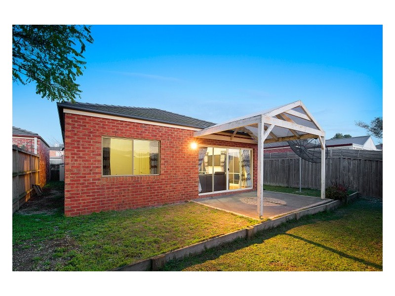 2 Gellibrand Court, Berwick VIC 3806