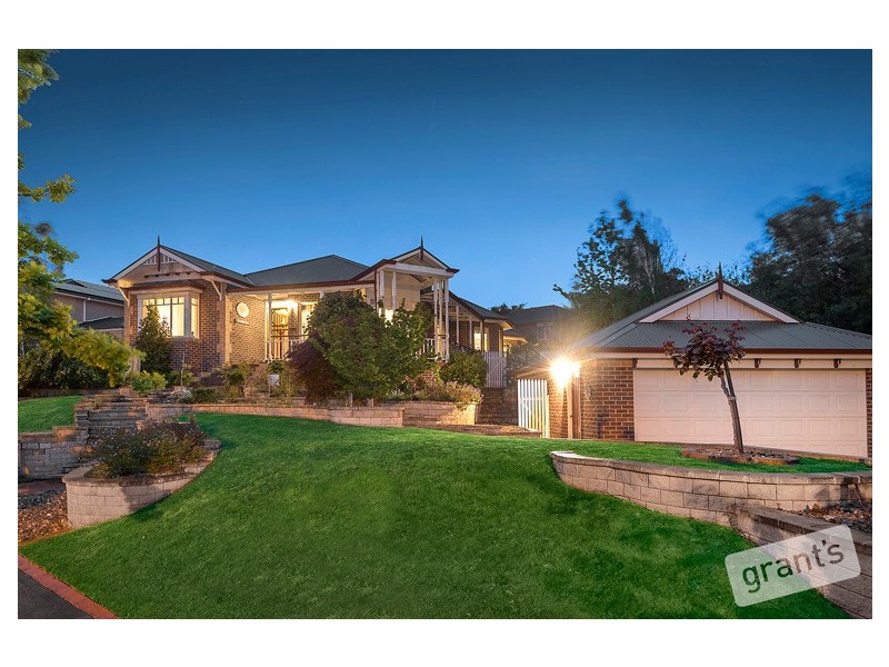 71 Berwick Springs Promenade, Narre Warren South VIC 3805