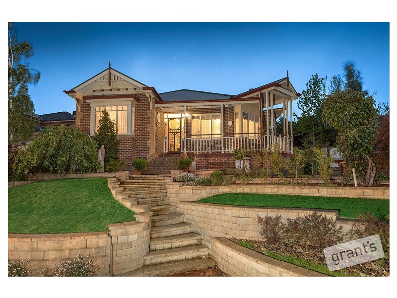 71 Berwick Springs Promenade, Narre Warren South VIC 3805