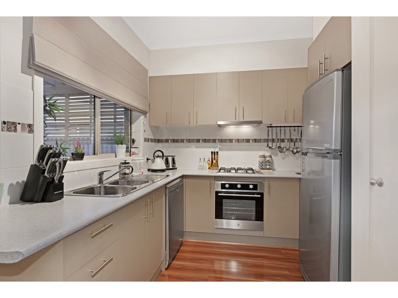 15 Tranquil Lane, Cranbourne North VIC 3977