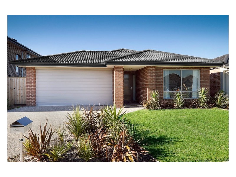 50 Evesham Street, Cranbourne North VIC 3977
