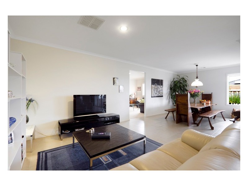110 Skyline Way, Berwick VIC 3806