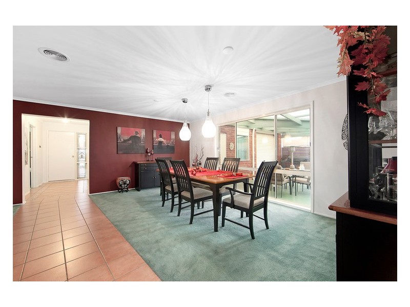 3 Logan Place, Berwick VIC 3806