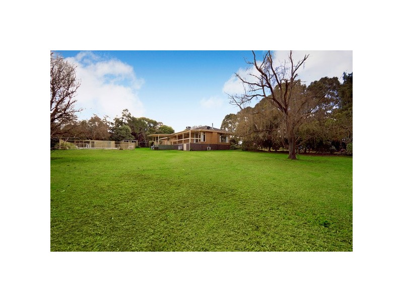 7 Legerwood Road, Narre Warren North VIC 3804