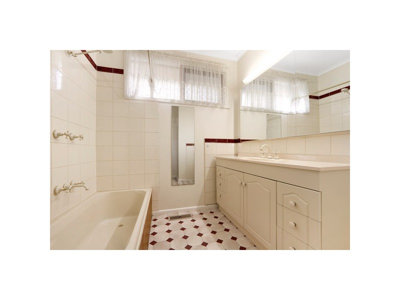 7 Legerwood Road, Narre Warren North VIC 3804