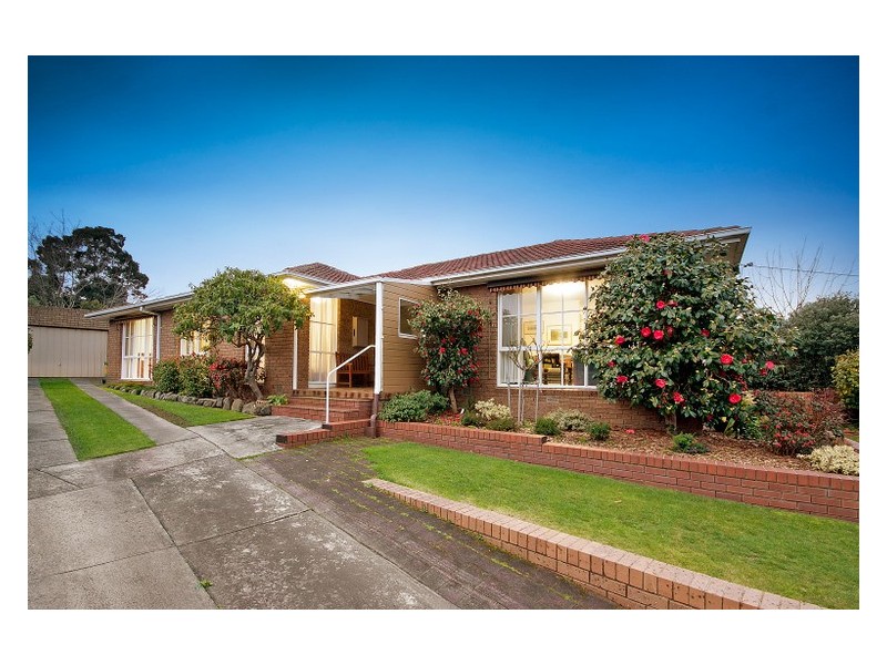 7 Raven Crescent, Narre Warren VIC 3805