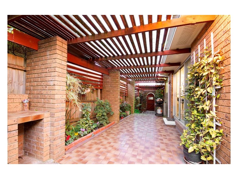 7 Raven Crescent, Narre Warren VIC 3805